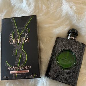 YsL black opium 2.5 is new in box %100 original